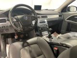 Volvo V70 bei Sportwagen.expert - Abbildung (9 / 15)