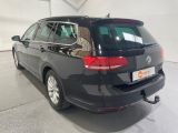 VW Passat bei Sportwagen.expert - Abbildung (3 / 15)