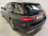Mercedes-Benz E Avantgarde Automatik bei Sportwagen.expert - Abbildung (2 / 15)