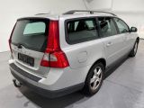 Volvo V70 bei Sportwagen.expert - Abbildung (3 / 15)