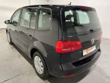 VW Touran bei Sportwagen.expert - Abbildung (2 / 15)