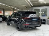 Porsche Cayenne bei Sportwagen.expert - Abbildung (4 / 15)