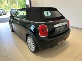 Mini Cooper bei Sportwagen.expert - Abbildung (14 / 15)