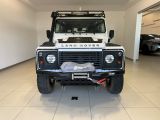 Land Rover Defender bei Sportwagen.expert - Abbildung (7 / 15)