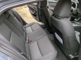 Mazda 3 bei Sportwagen.expert - Abbildung (14 / 15)