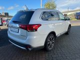 Mitsubishi Outlander bei Sportwagen.expert - Abbildung (4 / 14)