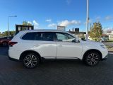 Mitsubishi Outlander bei Sportwagen.expert - Abbildung (7 / 14)