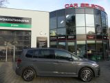 VW Touran bei Sportwagen.expert - Abbildung (3 / 10)