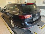 VW Passat bei Sportwagen.expert - Abbildung (5 / 11)