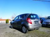 Mercedes-Benz A-Klasse bei Sportwagen.expert - Abbildung (2 / 6)