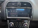 Jaguar XE bei Sportwagen.expert - Abbildung (11 / 15)