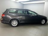 VW Passat bei Sportwagen.expert - Abbildung (4 / 15) VW Passat bei Sportwagen.expert - Abbildung (4 / 15)
