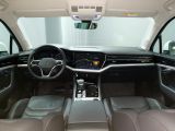 VW Touareg bei Sportwagen.expert - Abbildung (8 / 15)