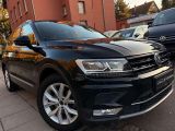 VW Tiguan bei Sportwagen.expert - Abbildung (3 / 15)