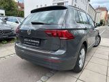 VW Tiguan bei Sportwagen.expert - Abbildung (7 / 15)