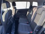 VW Touran bei Sportwagen.expert - Abbildung (6 / 12)