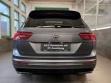 VW Tiguan Allspace bei Sportwagen.expert - Abbildung (14 / 15)