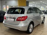 Mercedes-Benz B-Klasse bei Sportwagen.expert - Abbildung (3 / 15)