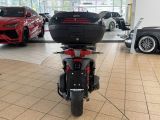 Piaggio MP3 bei Sportwagen.expert - Abbildung (6 / 9) Piaggio MP3 bei Sportwagen.expert - Abbildung (6 / 9)
