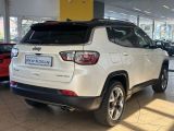 Jeep Compass bei Sportwagen.expert - Abbildung (3 / 14)