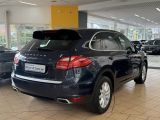 Porsche Cayenne bei Sportwagen.expert - Abbildung (3 / 15)