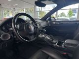 Porsche Cayenne bei Sportwagen.expert - Abbildung (9 / 15)