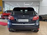 Porsche Cayenne bei Sportwagen.expert - Abbildung (6 / 15)