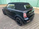 Mini Cooper S Cabrio bei Sportwagen.expert - Abbildung (3 / 15)