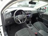 VW Tiguan Allspace bei Sportwagen.expert - Abbildung (9 / 15)