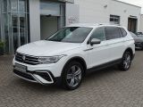 VW Tiguan Allspace bei Sportwagen.expert - Abbildung (4 / 15)