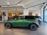 Mini Cooper bei Sportwagen.expert - Abbildung (3 / 15)