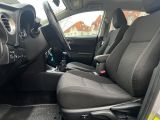 Toyota Auris bei Sportwagen.expert - Abbildung (8 / 15)