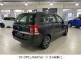 Opel Zafira bei Sportwagen.expert - Abbildung (4 / 15)