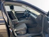 VW Passat bei Sportwagen.expert - Abbildung (12 / 15)