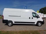 Opel Movano bei Sportwagen.expert - Abbildung (6 / 15)