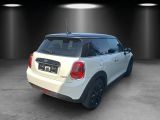 Mini Cooper bei Sportwagen.expert - Abbildung (5 / 15)