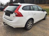 Volvo V60 bei Sportwagen.expert - Abbildung (3 / 14)