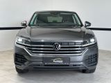 VW Touareg bei Sportwagen.expert - Abbildung (2 / 15)