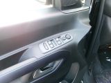 Fiat Doblo bei Sportwagen.expert - Abbildung (11 / 15)