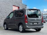 Opel Combo bei Sportwagen.expert - Abbildung (8 / 15)