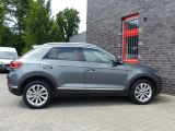 VW T-Roc bei Sportwagen.expert - Abbildung (4 / 15)