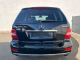Mercedes-Benz M-Klasse bei Sportwagen.expert - Abbildung (6 / 15)