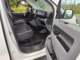 Opel Vivaro bei Sportwagen.expert - Abbildung (10 / 11)