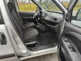 Opel Combo bei Sportwagen.expert - Abbildung (10 / 15)