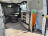 Ford Transit Custom bei Sportwagen.expert - Abbildung (14 / 15)