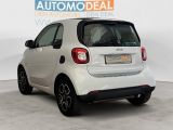 Smart smart fortwo bei Sportwagen.expert - Abbildung (7 / 15)