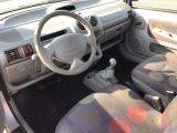 Renault Twingo bei Sportwagen.expert - Abbildung (3 / 7)