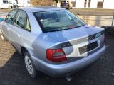 Audi A4 bei Sportwagen.expert - Abbildung (4 / 15)