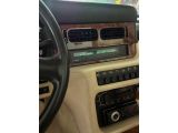 Aston Martin Virage bei Sportwagen.expert - Abbildung (6 / 15)