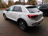 VW T-Roc bei Sportwagen.expert - Abbildung (3 / 15)
